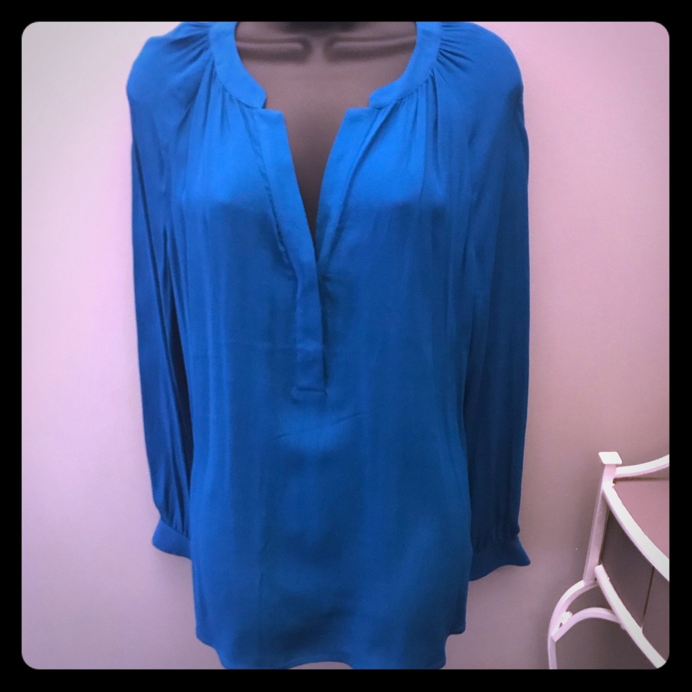 3 blouses for the price of 1 - 2 Banana R 1 Loft